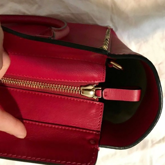 VALENTINO Fuchsia Leather Rockstud Tote - Picture 4 of 8